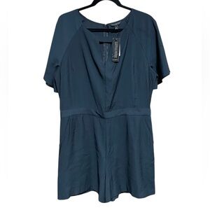 Banana Republic Romper Womens SZ 12 Black Keyhole Short Sleeve Back Zip - NWT